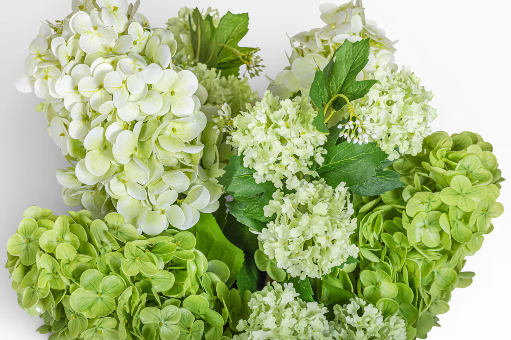 Nyx Pot with Hydrangea Arrangement AR1425 - Image 3